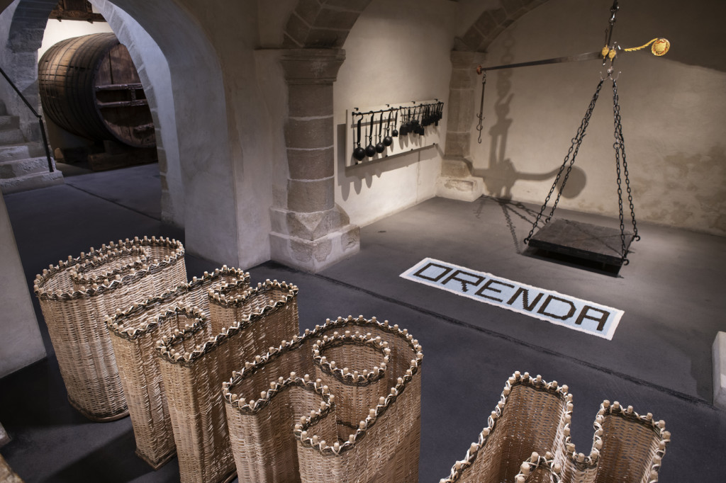 Installazione dei 7 manufatti che compongono l’opera “La ragione nelle mani” alla Maison Tavel/Musée d’Art et d’Histoire, Ginevra (CH) Photo ©Christian Tasso